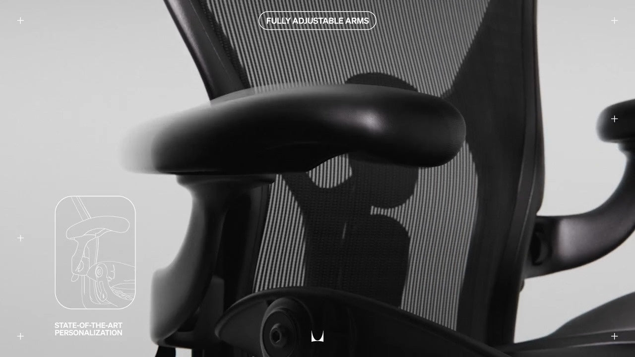 Vista cercana de los reposabrazos de la silla gaming Aeron, que muestran su capacidad de ajuste, con un dibujo lineal de la misma zona y las inscripciones «State of the art personalistion» (Personalización de vanguardia) y «Fully adjustable arms» (Reposabrazos totalmente ajustables).