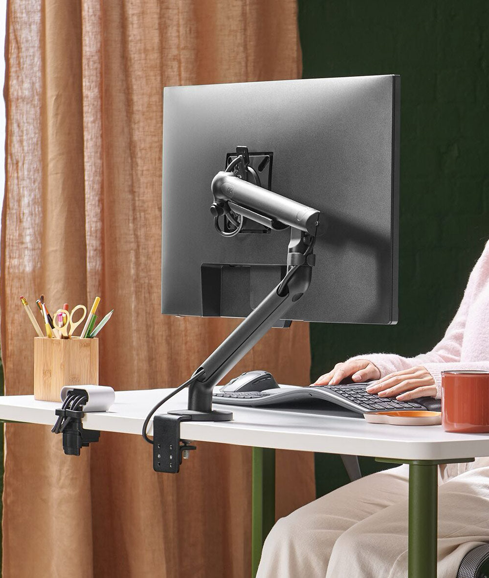 Brazo articulado para monitor Flo